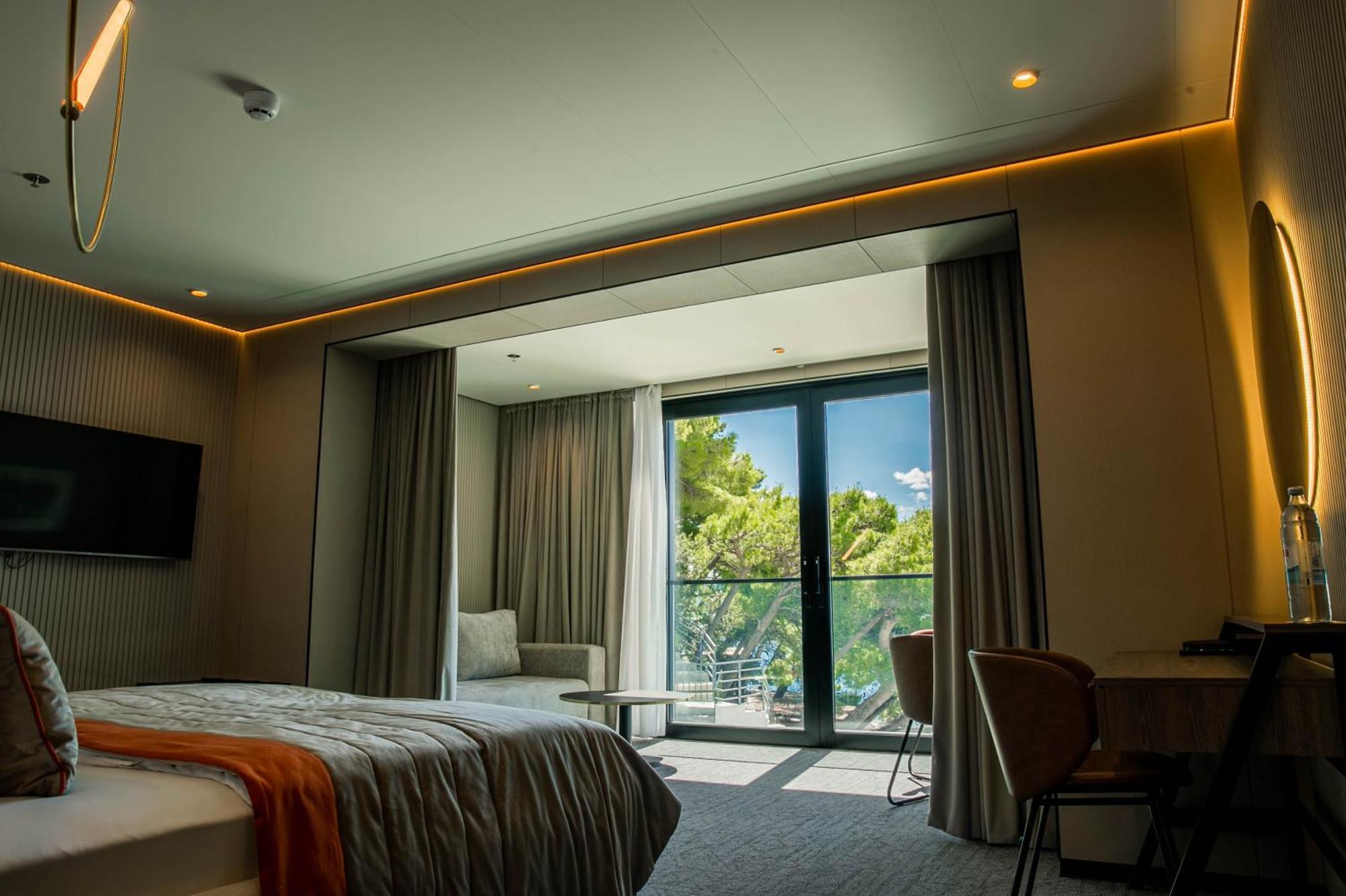 Hotel Medistone Omiš Εξωτερικό φωτογραφία